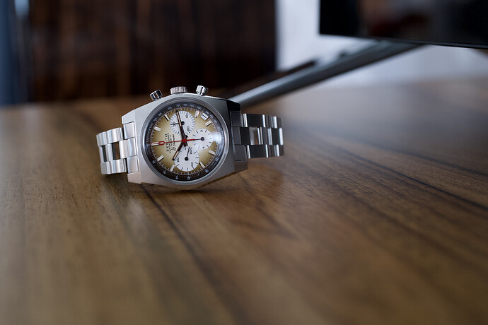 9584DB96-DA58-40A7-B6AD-8B87651525F4_1_201_a