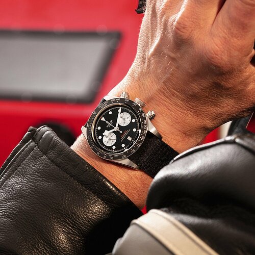 Tudor+Black+Bay+Chrono+with+Black+Aluminum+Bezel+Wristshot