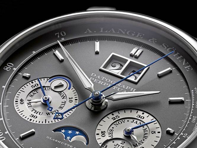 alangesoehne-datograph-perpetual-410038-weissgold-1466234-1904x1428-lg