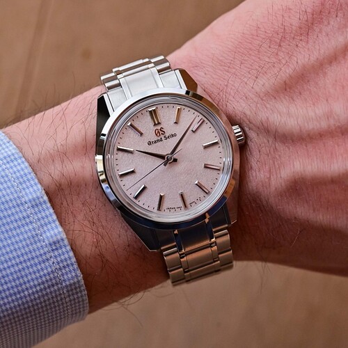 Grand-Seiko-Heritage-Collection-44GS-55th-Anniversary-Limited-Edition-Cherry-Blossom-SBGW289-36.5mm-hand-wound-hands-on-1-768x768