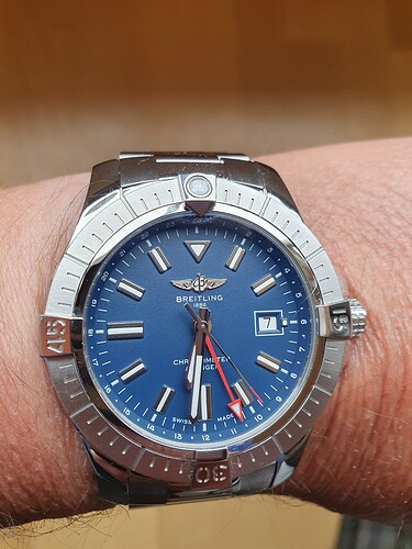 Breitling Avenger