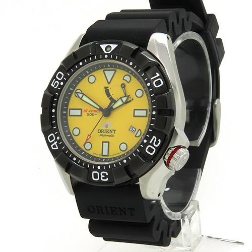 Orient M Force Geel