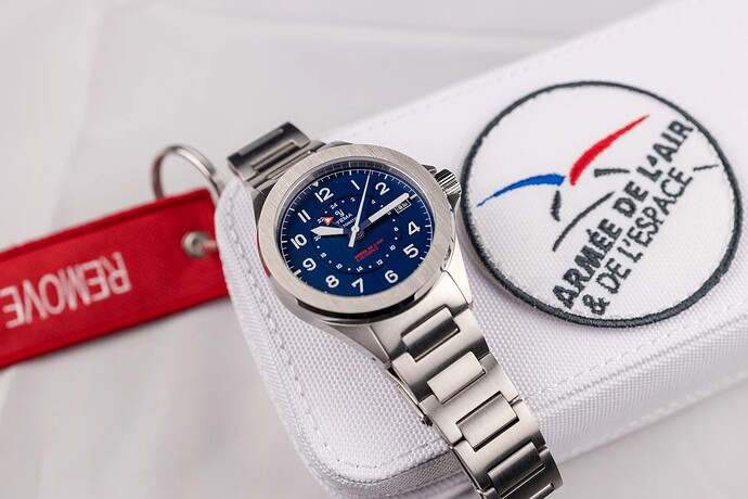 Yema GMT
