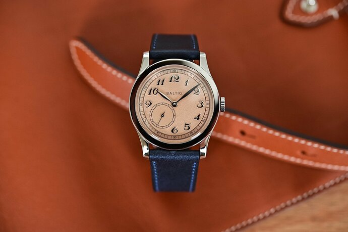 Baltic-MR01-Salmon-Review-Accessible-Calatrava-style-Micro-Rotor-Watch-6