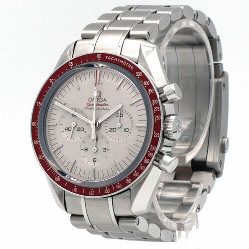 Omega-Speedmaster-Tokyo-Rising-Sun-750x750