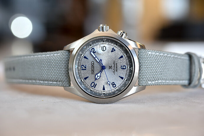 Seiko-Prospex-Alpinist-Rock-Face-SPB335J1-European-Only-Limited-Edition-7