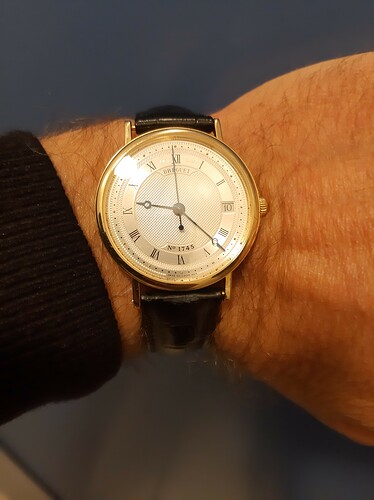 16996046015943394439728621331229