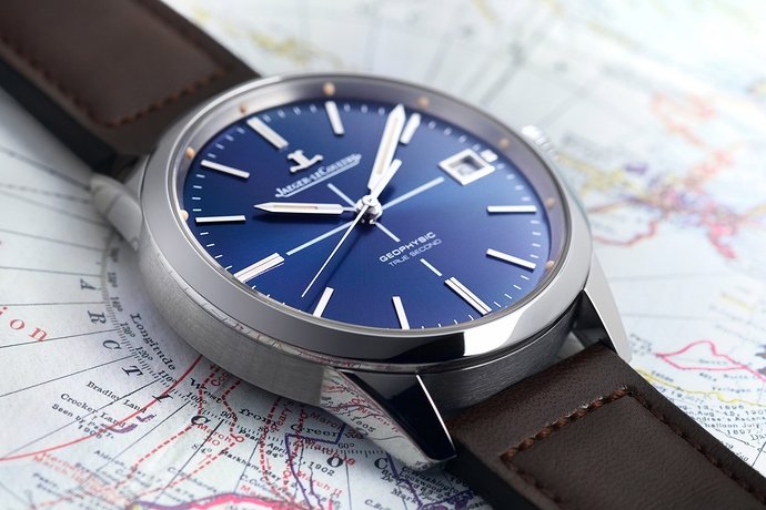 Jaeger-LeCoultre-Geophysic-True-Second-Limited-Edition-Blue-Dial-4