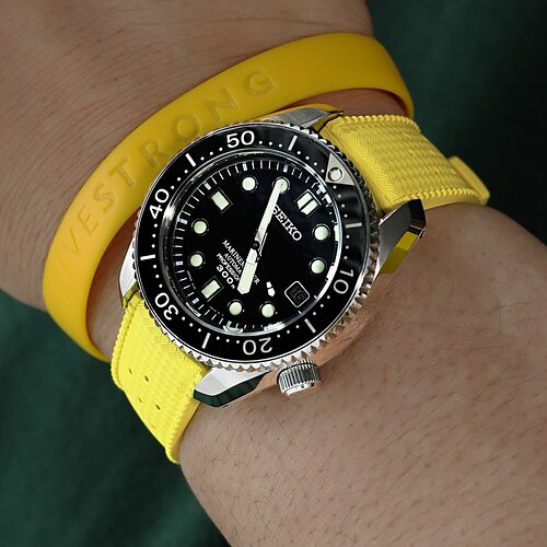 strapcode-watch-bands-W_FKM05N-22A20PBU66_Seiko-MM300-SBDX017_1200x