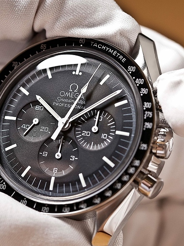 dial close up 1