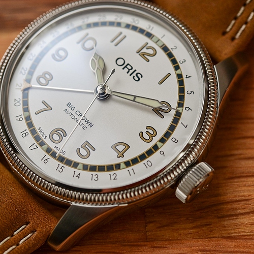 Oris-Roberto-Clemente-Limited-Edition-Big-Crown-Pointer-Date-review-9