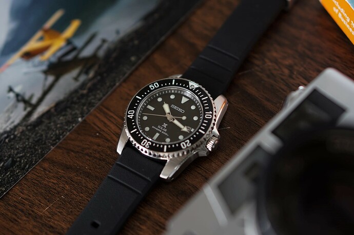 Seiko SNE573P1