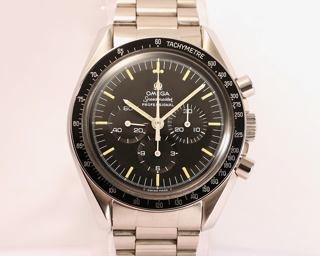 Omega-speedmaster-vintage-145022-74-2-1