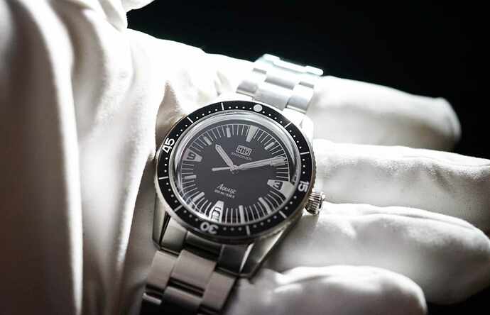 Glove-Pictures - HTD Spaceboy