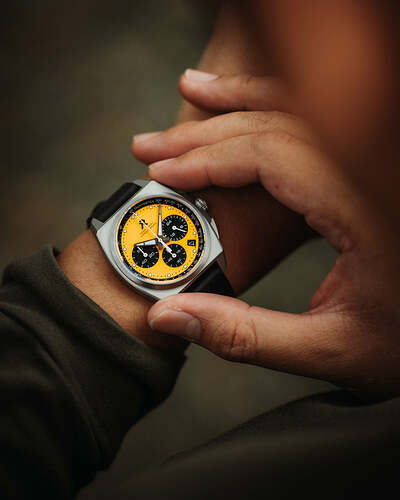 847A8105copy_1080x