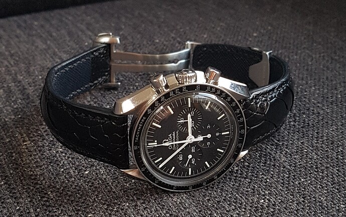 Speedmaster zwart struisvogel poot 1