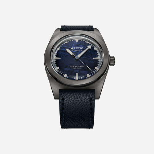 arctic-signature-series-saffiano-leather-strap-front-blue-meteorite