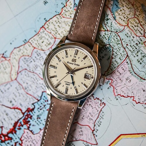 Grand-Seiko-Elegance-GMT-SBGM221-review-opinion-7-2048x2048