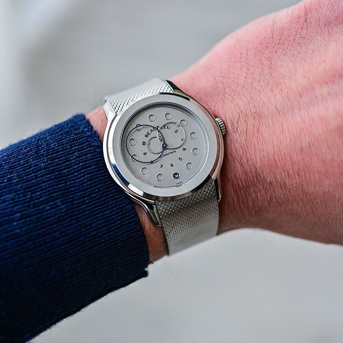 Beaubleu-Vitruve-Date-Steel-Hands-On-1