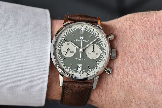 Hamilton-Intra-Matic-Auto-Chrono-40mm-Light-Green-Dial-H38416560-review-7