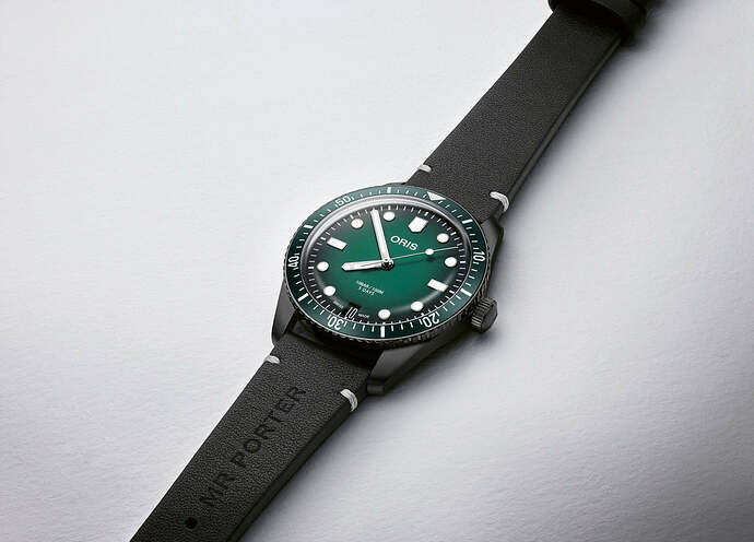 oris-horloges-10-years-of-mr-porter-limited-edition-01-400-7772-4217-set-brunott-juwelier-36794247282905_1445x