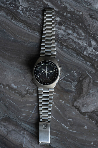 Omega_Speedmaster_MarkII_145014-5