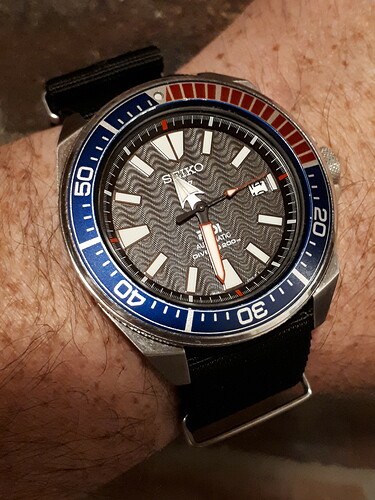 16524773924963606001026583200549