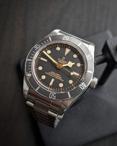 Bezel fade-01