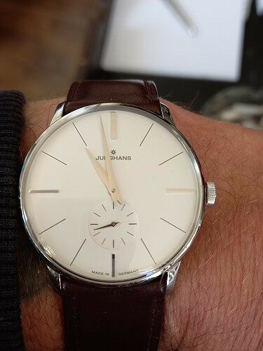 16542466805041546154681244622334