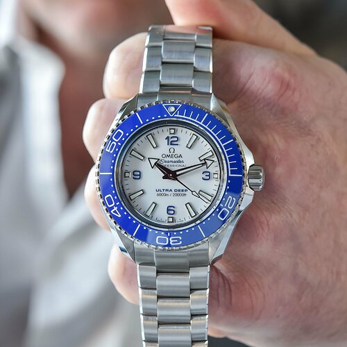 Omega-Seamaster-Planet-Ocean-Ultra-Deep-6000m-O-Megasteel-review-14