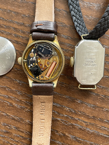 Horloges.foto.achter