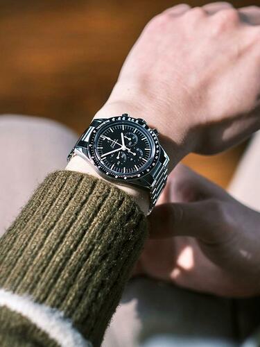 omega_speedmaster_chronograph__1658428091_06a17991_progressive