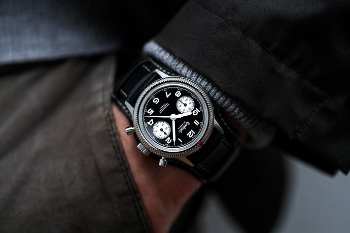 hanhart-417-es-39-mm-reverse-panda-xl-3-2048x1365