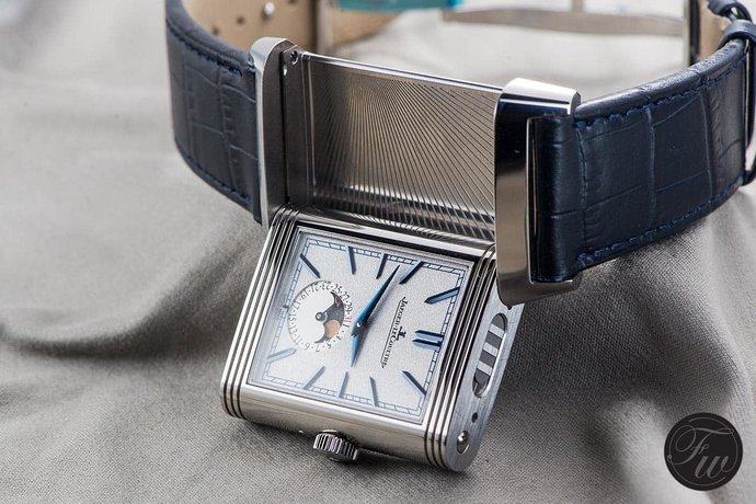 JLC-Reverso-Tribute-Moon1701174158