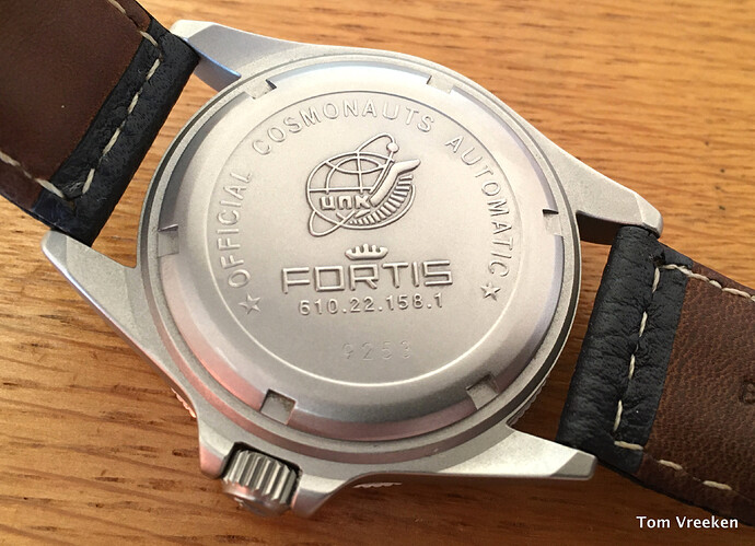 21-08-27_Fortis_back