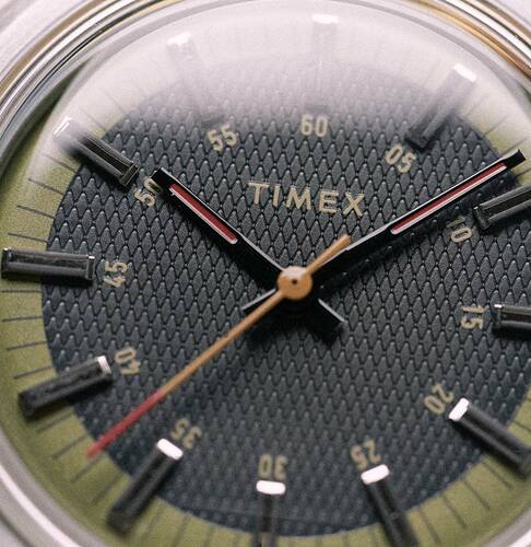 Timex_LE_006_CROP-v1667841085780