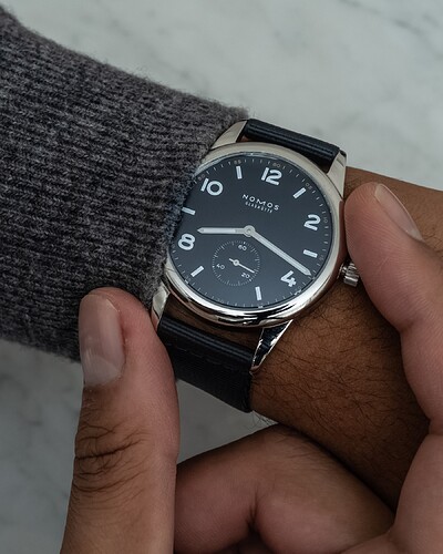 Nomos-Club-Automatic-6