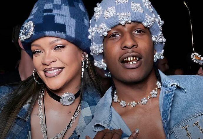 Rihanna 1