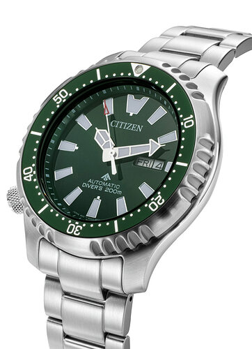 Citizen_NY0131-81X