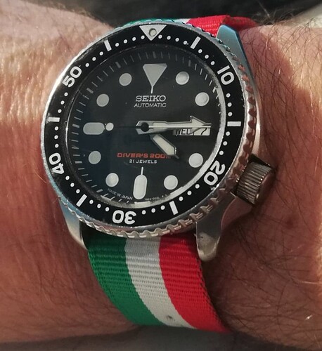 SEIKO 001