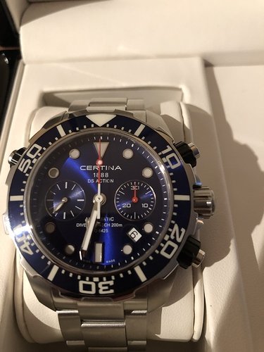 8B254565-FF90-4EC3-ACF0-FB6A746BBE81
