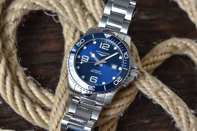 Longines-HydroConquest-43mm-blue-dial-ceramic-bezel-L3.782.4.96.6-review-6