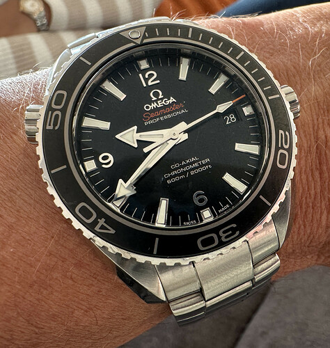 Omega Planet Ocean Co-Axial 600 Mtr