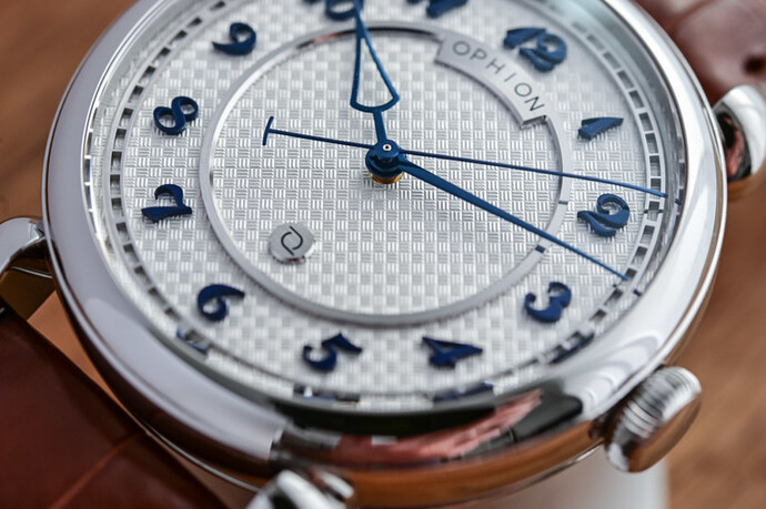 Ophion-OPH-786-Velos-Accessible-High-End-Watch-review-19-768x511