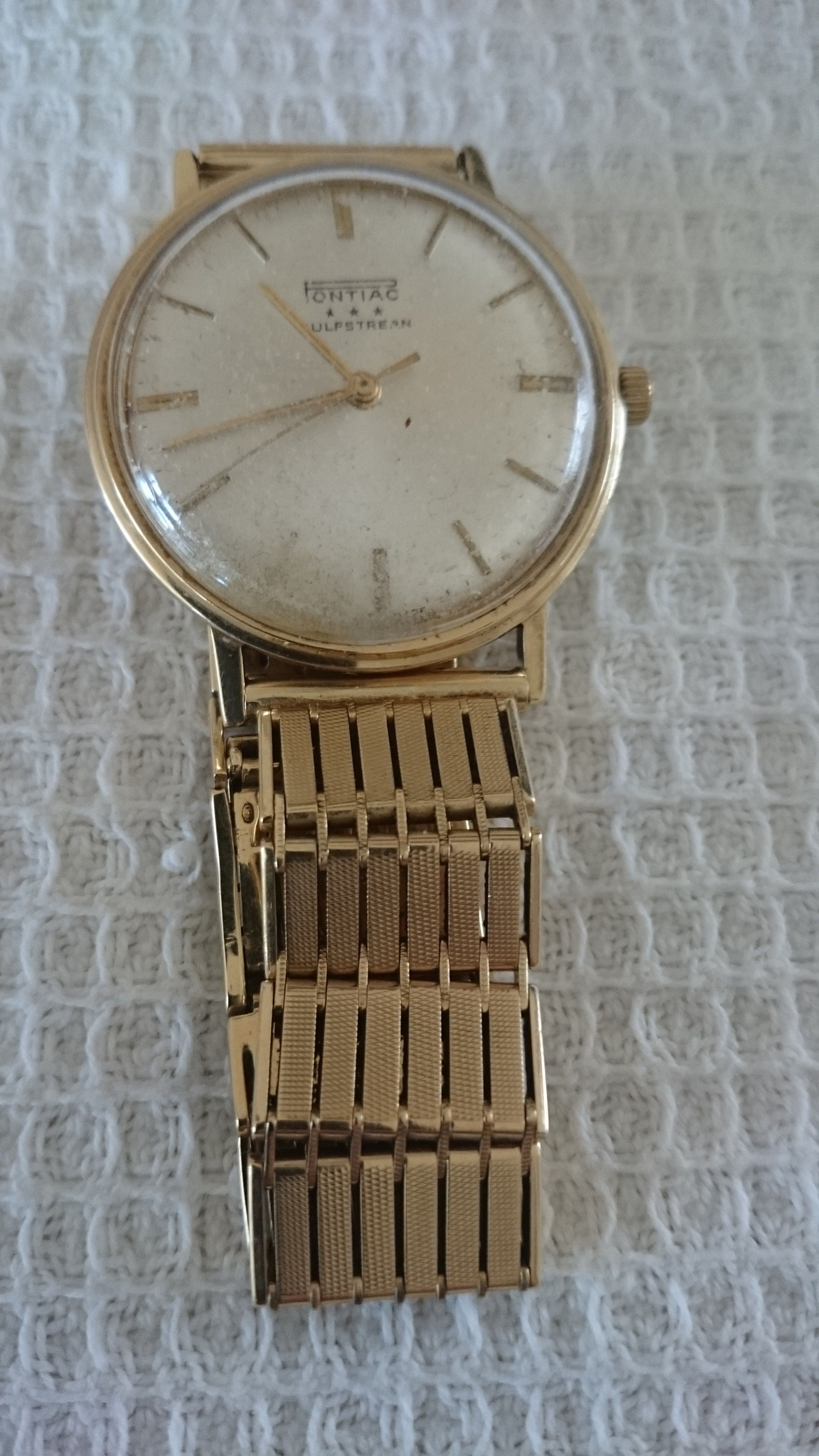 Durven voorspelling baan Waarde van een gouden Pontiac? - Vintage Horlogeforum - Horlogeforum.nl -  het forum voor liefhebbers van horloges