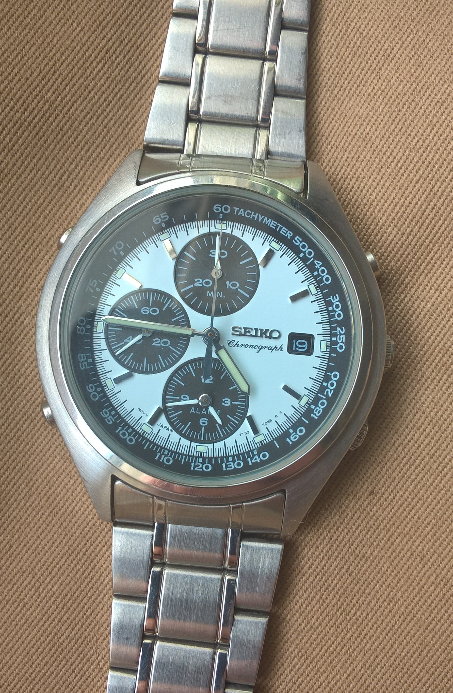 SOLD: Seiko 7t32-7c60 Panda Chronograph | WatchUSeek Watch Forums