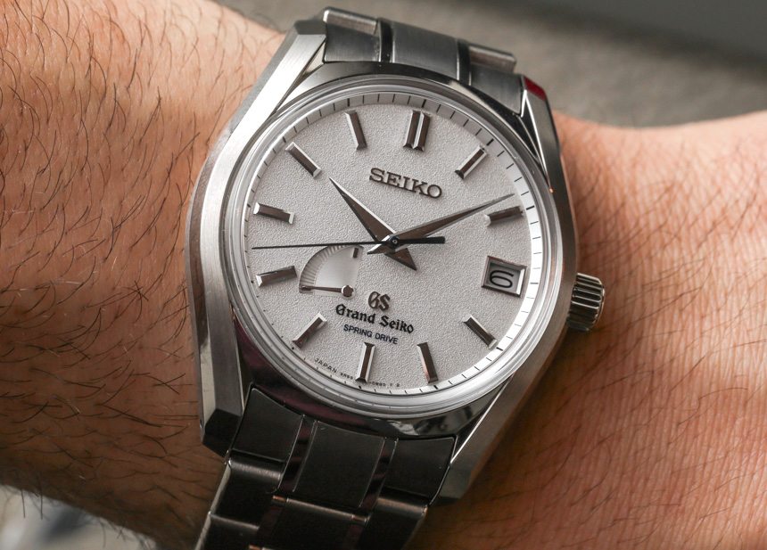 Grand-Seiko-Limited-Edition-SBGA125-aBlogtoWatch-03