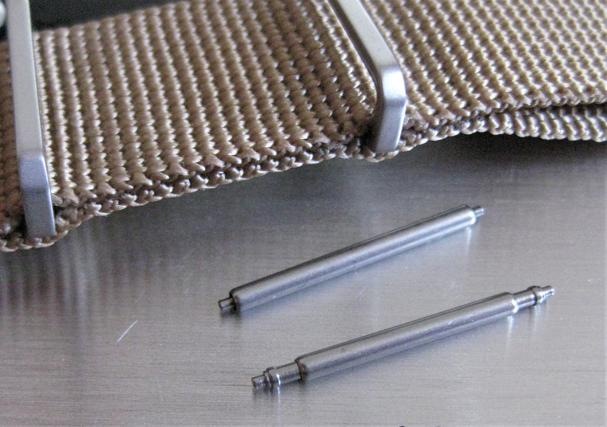 Nato's & spring-bars: slippery when wet - Algemene Horlogepraat ...