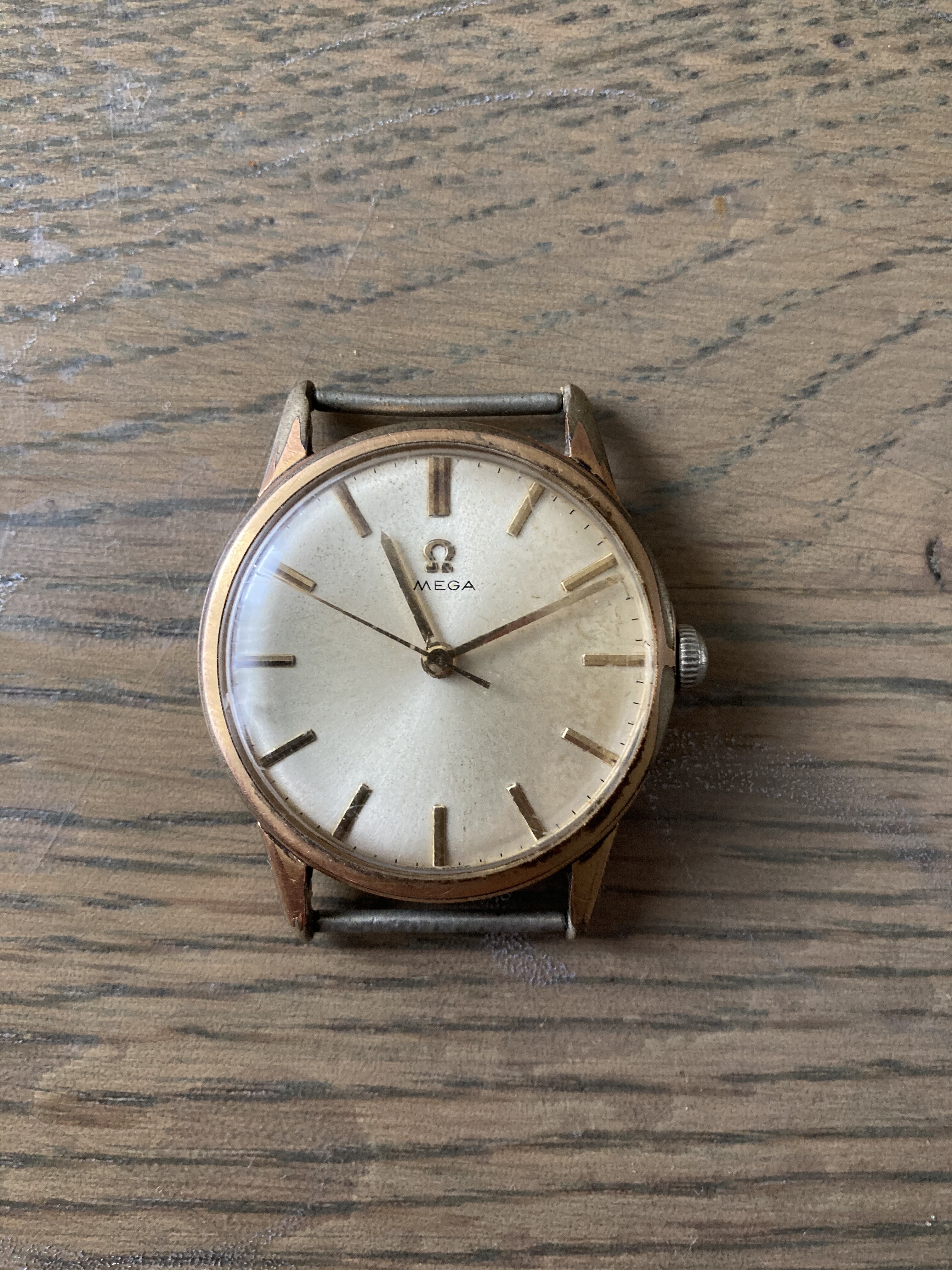 Horloge achterkant online openen