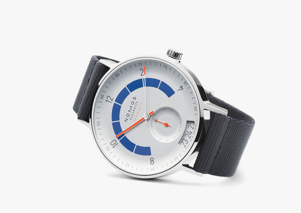 1303-autobahn-neomatik-41-datum-sportgrau-3d-front